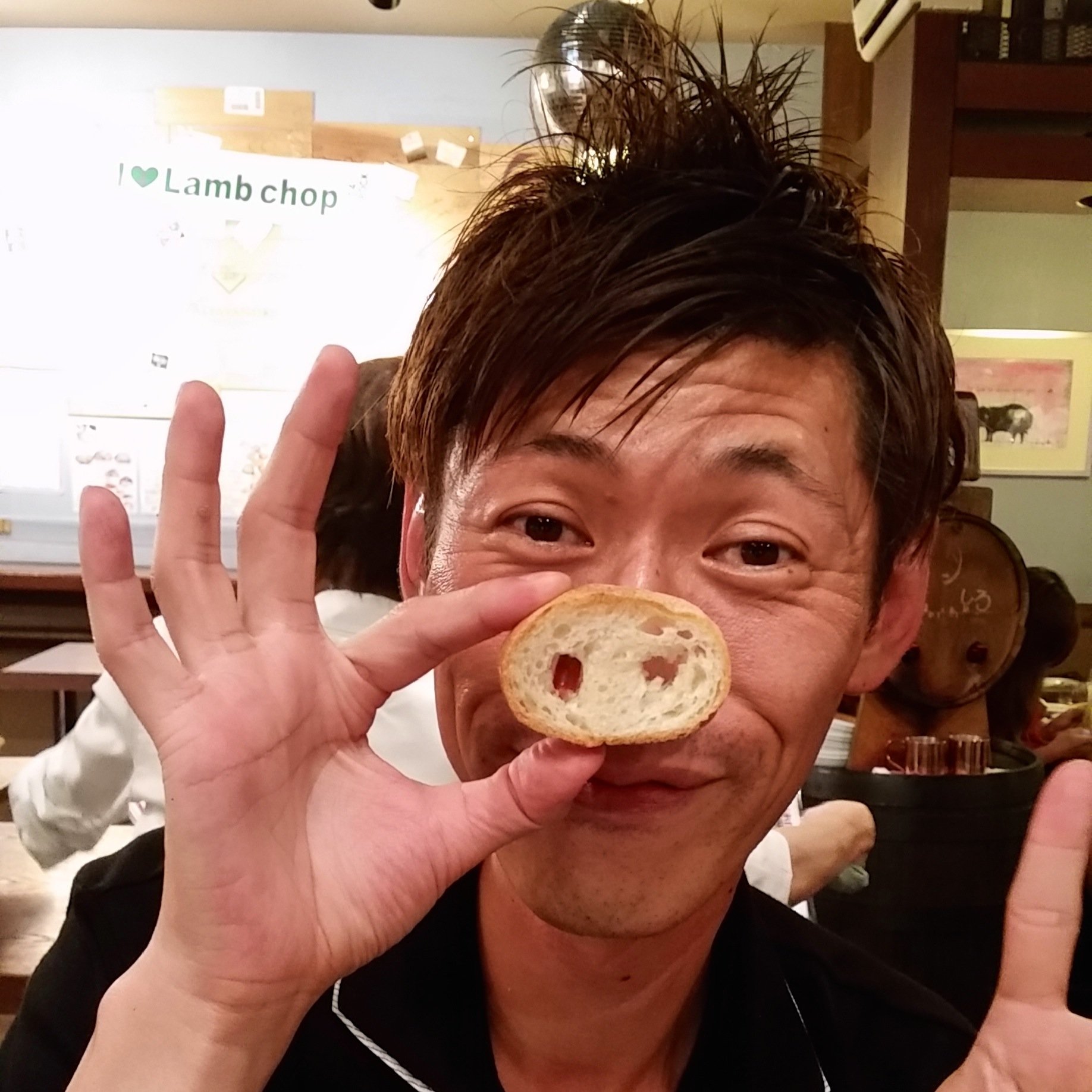 homarecchi's profile picture. ほまれです。好きなものは、歌舞伎、文楽、能、落語、相撲、端唄、小唄など。音楽、本、映画などは偏りありますが、基本雑食、何でもおいしく食べるタイプです。料理すること食べること、お酒飲むこと大好き！あと、ブタちゃん好きです。