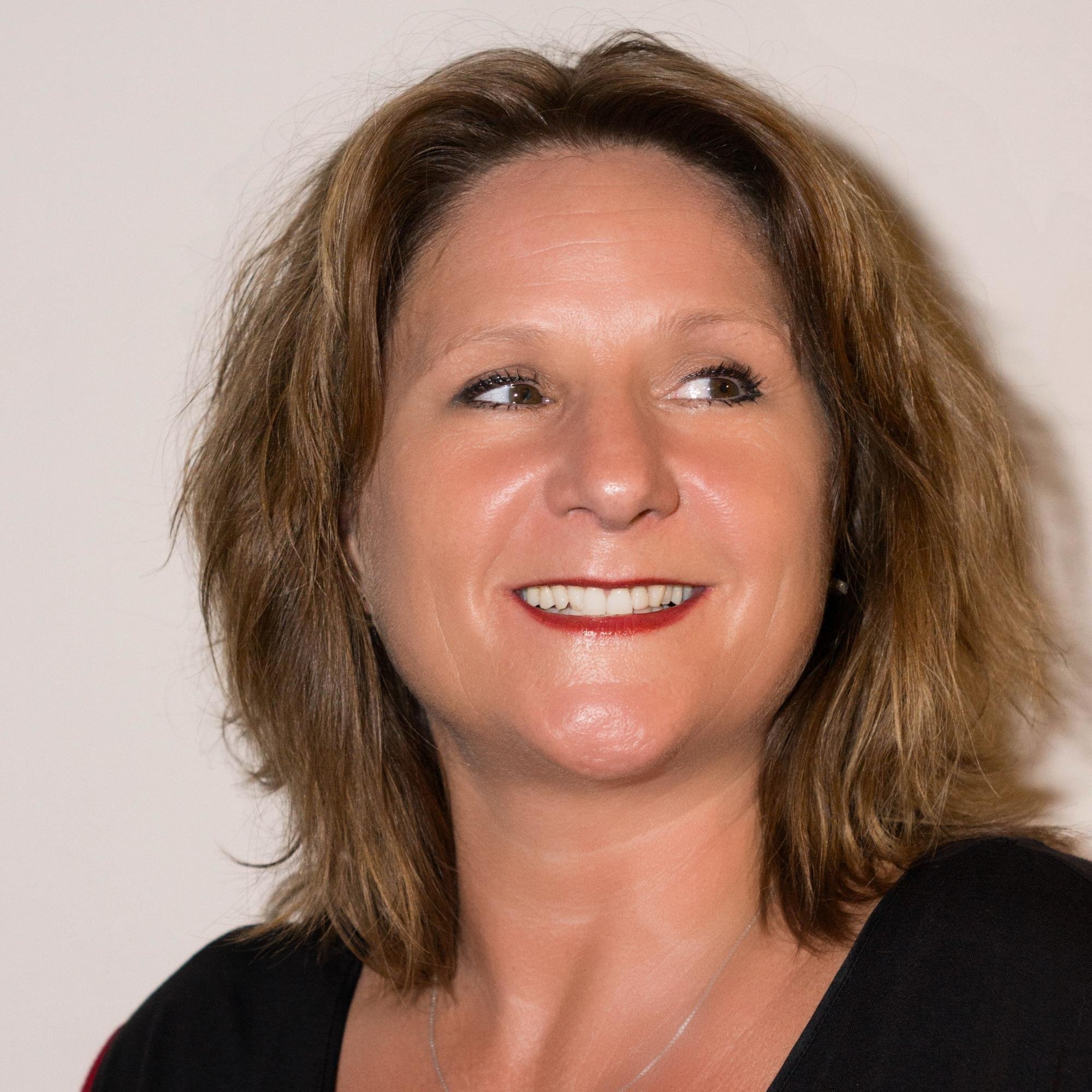 LeonneHartman's profile picture. https://t.co/Kz6ygylylx Kunst, Cultuur & Recreatie, Festivals & Live Music, dansen, fitness, speel ... ben!