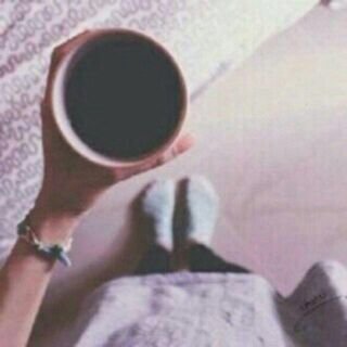 بعشق الهلال أنا غارقة .