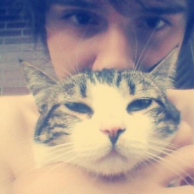 Pablostias_22's profile picture. Fisioterapeuta ⚡.
~TM~