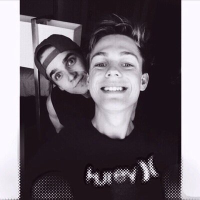 Youtube is life tbh @mendesftlawleyx