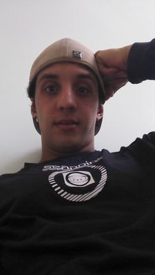 sei nãão, n consigo me descrever em poucas Palavras, So conhecendo mesmo pra saber.