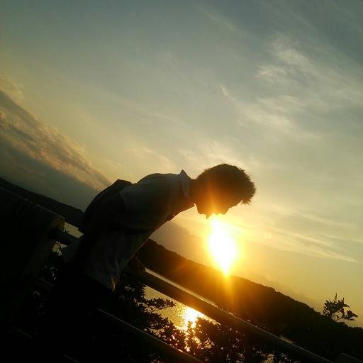 jenovarua15's profile picture. 一応スペック！東京の某大学に通う21歳。
高校まで全くモテない人生を歩んできましたが、
大学で花開きました。モテたいひと、彼女欲しい人、是非絡みましょう♪http://t.co/xKJ3IFibUA