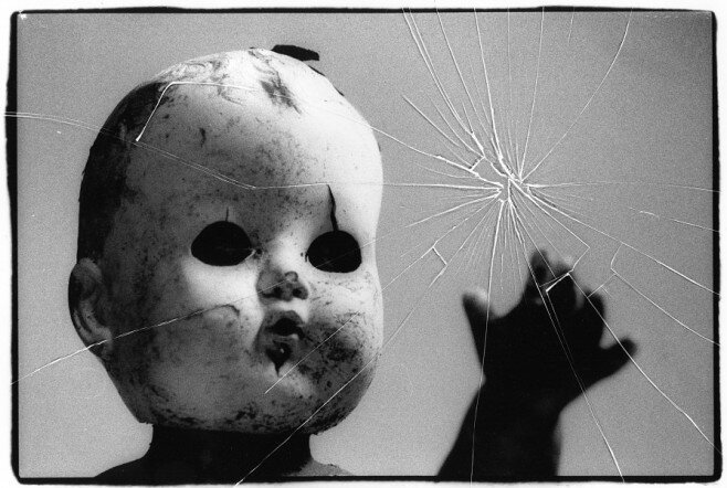 Doll name : Emily/ made : in 1937/  BIO : was made to make children happy but leaving it only made the door severely mad making it kill ,control and scare child
