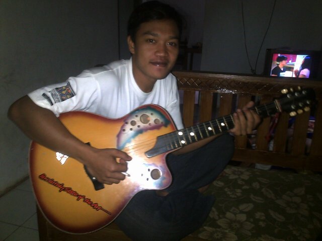 edi_03504's profile picture. Semangat!!!