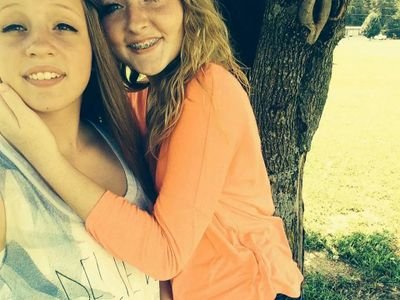 _Autumnbabbby_'s profile picture. I am good, but not an angel. I do sin, but I am not the devil. I am just a small girl in a big world trying to find someone to love.