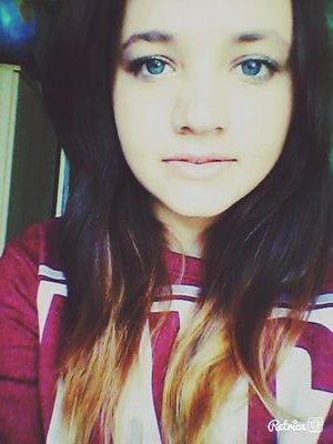 Hi my name is Ola i from Poland follow me my instagram @jlaswag and sshots of me @cizzlaxd and belieber forever i love you everyone ♥i believe i can fly a belie