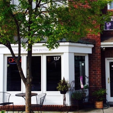 A little studio nestled in the bosom of Port Warwick in Newport News, VA. We specialize in Paint Your Own Pottery, Fused Glass, Canvas Painting & warm hugs.