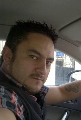 luchoandaj's profile picture. 