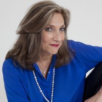 Lesli Linka Glatter(@LeslilinkaG) 's Twitter Profile Photo