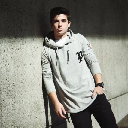 | #OC | #RP| Multi verse | Angel | Help I'm alive my heart keeps beating like a hammer | Fc: Sean O'Donnell |