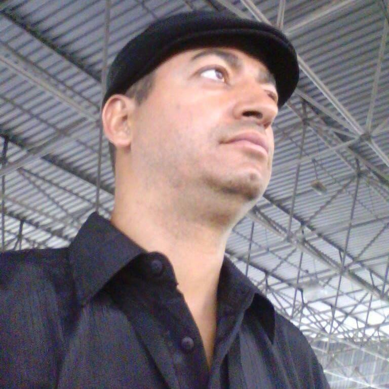 pastor daniel da igreja assembleia de deus ministerio cadersbrás representante da convençao mundial...

Leia mais: http://t.co/mWpLKMVLnz