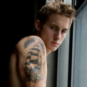 LockhartDarian's profile picture. 20-Fiance of Severus-Older brother of Gilderoy-Cares about family/friends - Father of Jason Cyrus(5), Simon, Finnella Rose and George(3) and Penelope  (7Months)