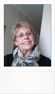 Retired librarian. Love family history, gardening and travel.