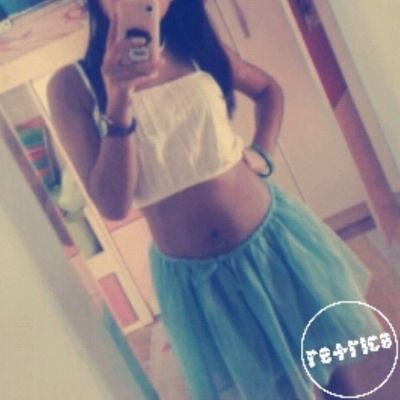 ~Vive y deja vivir~ Chica normal de un lugar llamado Graná. Scout del mejor #Genil492. Ricky Rubio.@mariia_mellark. insta: aliiiis_492