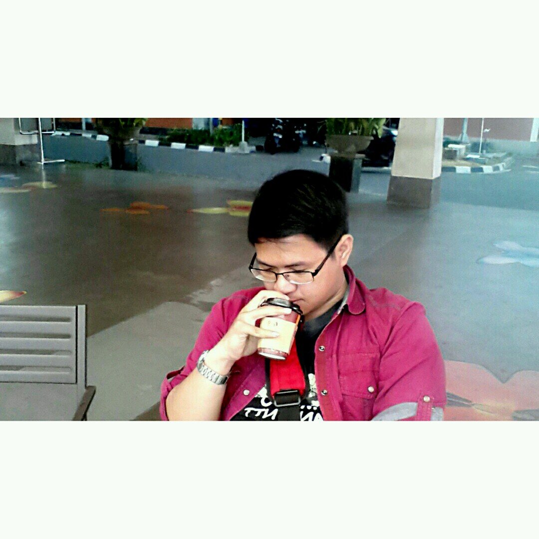 Little boy in big world... Economic Development UJ 11 ,,SSFC675,
