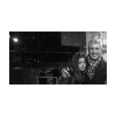 Y que el mundo sea viejo y tu y yo no♥      SERGIO DALMA     Emyl's