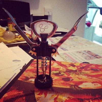 _Fiinch's profile picture. twiddleytweet. Atheist or something idk.