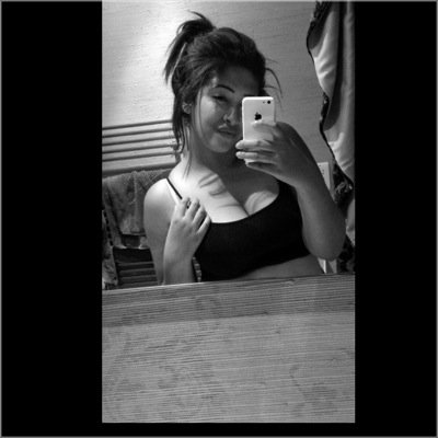 16/Nottingham
snapchat; neeks123
insta; neekslol_x