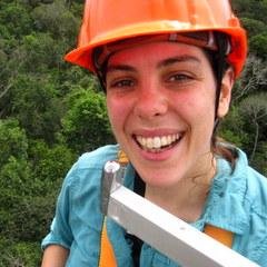 I'm an ecosystem ecologist studying changing tropical forests! #LatinxInSTEM. 🙌 Assistant Professor of Env Studies @Macalester, she/her/ella