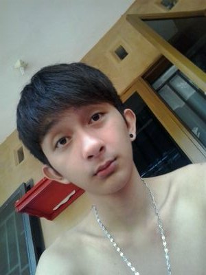 adit_gho's profile picture. Mention for followback :)