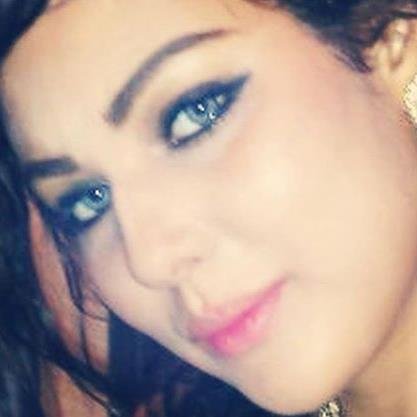 هيئتي #‏شّـــّرّقّــّيّهّ عزتي عربية .♫
..خصالي اسلامية.
ميولي ليست عدوانية.....
ولست بأرهابية...... أنا فتاة تبحث عن الحرية