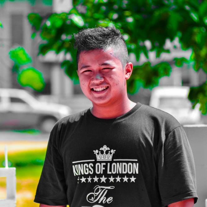 29 Juni 1998 | MAN SINTANG | @Arsenal till I die | Netherlands @KNVB | Fadhilah Fatin{}