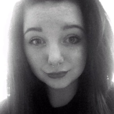 Follow me i follow Back newcastle !! Obsessed with bands ESPECIALLY BLACK VEIL BRIDES !! And the Janoskians!