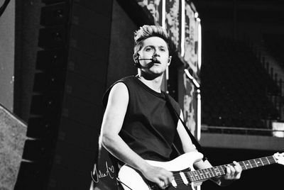 follow @niall37harry and @emmashane36