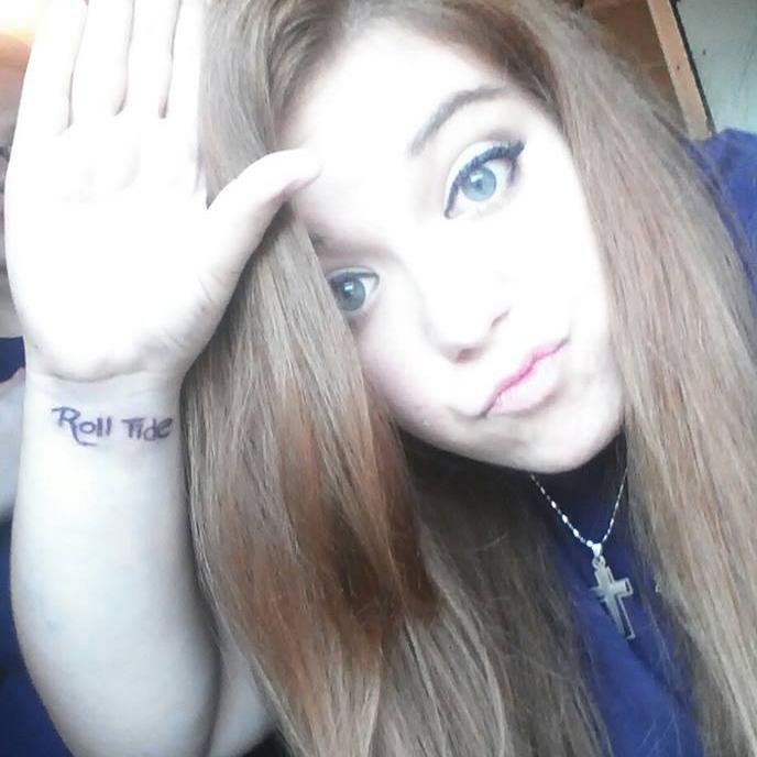 Whats up ya'll i'm Mariah. I love Alabama Football ROLL TIDE ROLL!!!! I'm from Leeds Alabama and im 18 years old. I love art. I have an obsession with tattoos .