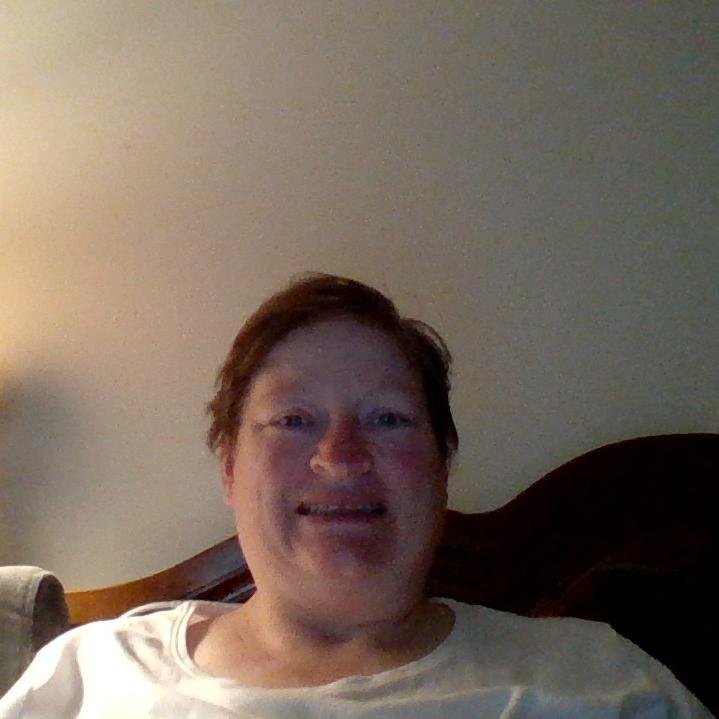 I am a mother of two boys and an owner of my own company.  Whatever you need, grocery shopping, bookkeeping, typing, childcare, I do it!