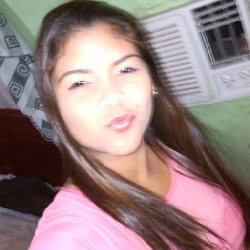 Amar y Creer en Dios por sobre todas las cosas/ Familia/Amigos I loveee...19a, Alegre, amante a la vida , Estudiante de Derecho & Enfermeria.