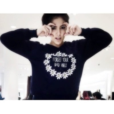 my queen bethany mota follows, faved {x4} replied {x2} retweeted {x1}