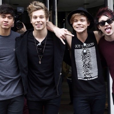 xnzznks's profile picture. Go to the website link if you want 5SOS to follow you! works!!