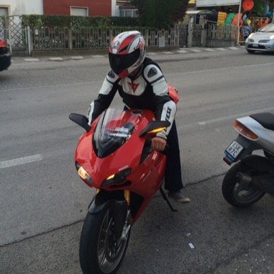 Lellopazzo's profile picture. 