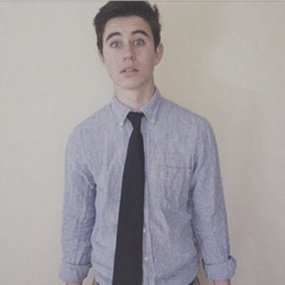 go follow @quitenash