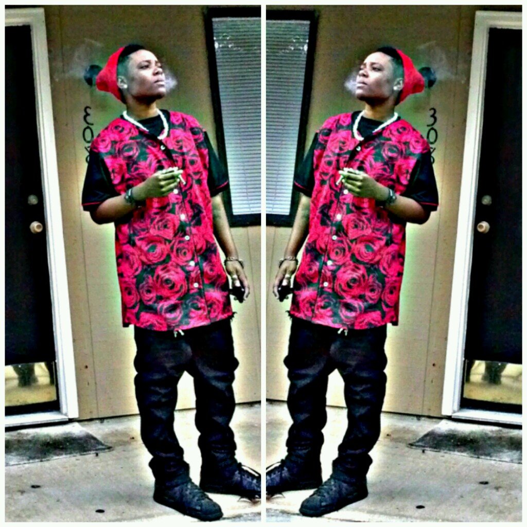 Im weird but im human , I love & overthink so i over react & get hurt. But *shruggs* i thug it out