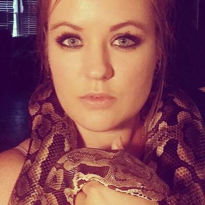 saras_reptiles's profile picture. Hi! I'm Sara, and I love everything reptiles and gaming!