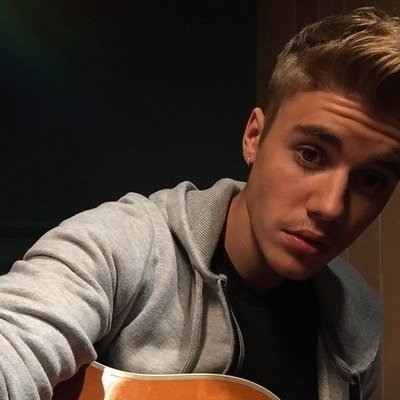 I'm trying to do my best to help you to get a follow from @justinbieber. Don't judge me please, I love you all.