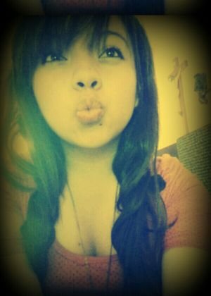 AlePink68's profile picture. 