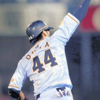 プロ野球巨人応援してます！ 大田、長野、澤村推しですー 巨人ファンの方よろしくお願いします 無言フォローすいません 高校生
offシーズン中は低浮上です(ｰｰ;)