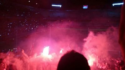 Hacer lo que quieres es LIBERTAD,gustarte lo que haces es FELICIDAD.. Mi vida mi ruina..ULTRAS!!