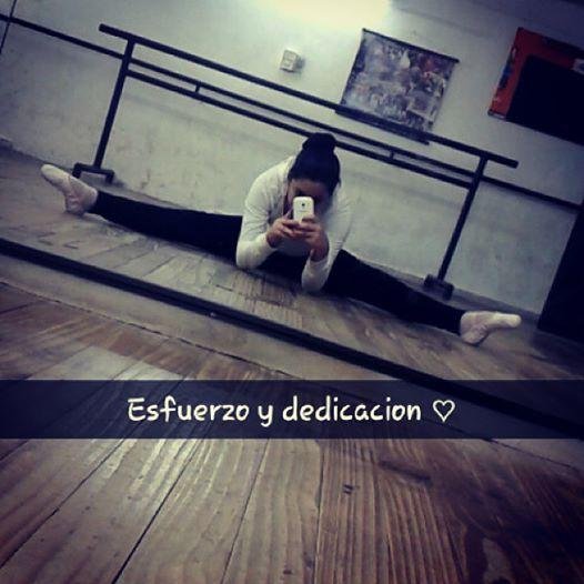 Lo llaman bailar, Lo llamo vivir ♡ *-* / ABRAHAMER DE ♡.. / Twilighter Forever  ♡ / Mi vida amo como es..♡