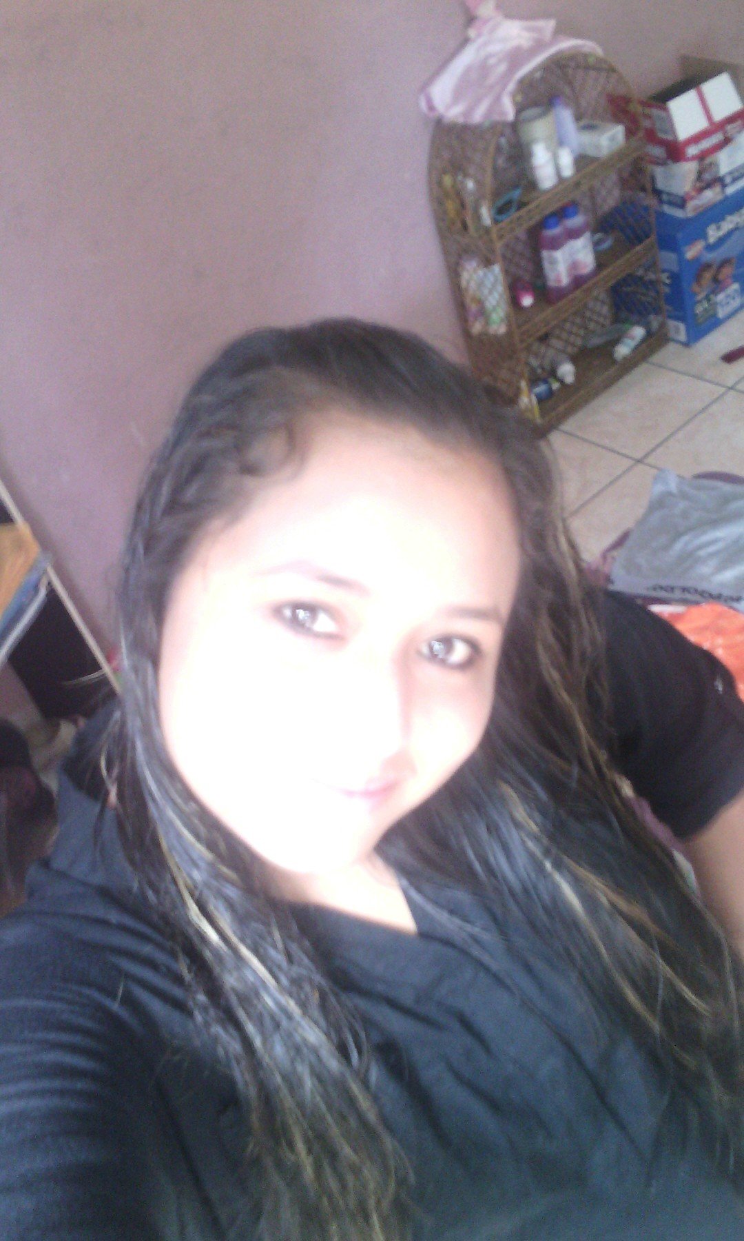 Con detalles peqeños ii palabras con sentido la felicidad llega sin tener qe llamarla! ♥ (: