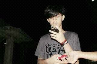 Follow aja dulu, siapa tau kita jodoh :) .Aku sih optimis kalo kita jodoh :*