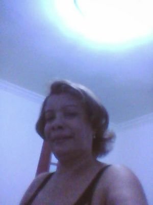 Creyente en Dios. Madre de Cesar y Laura, abuela dedicada a sus nietos. Contador Publico Autorizado. Graduada en la Universidad Autónoma de Santo Domingo .