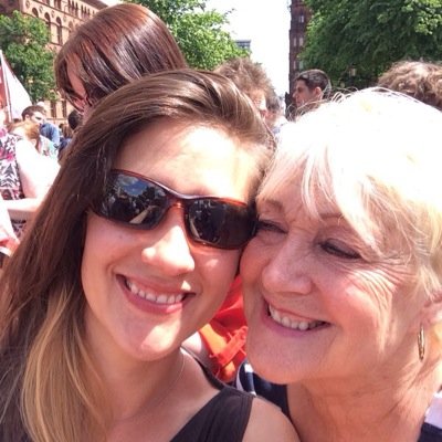 rrekenirehtac's profile picture. 