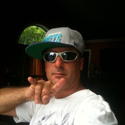 sky_dump's profile picture. 