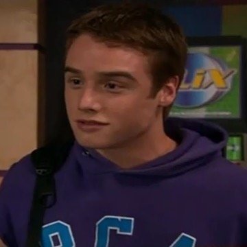hey im vincent Blake,i go to PCA with Zoey and Quinn and Lola Martinez,my mom:@MichelleTNSRP,my Dad: @Deanrivers11
