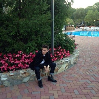 shawnopmegira's profile picture. follow @caniffsunshine , ask for a follow back